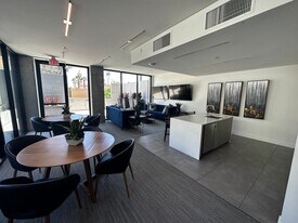 2300 E Campbell Ave in Phoenix, AZ - Building Photo