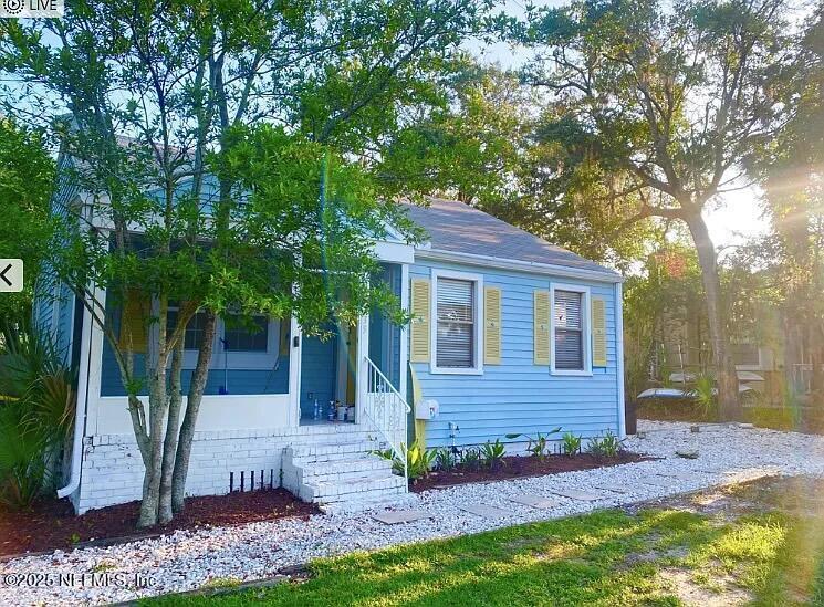 1135 4th Ave N in Jacksonville Beach, FL - Building Photo