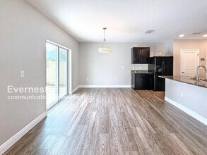 16852 Trite Bend St in Wimauma, FL - Building Photo - Building Photo