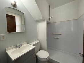 619 Highland Ave in Benton Harbor, MI - Building Photo - Building Photo