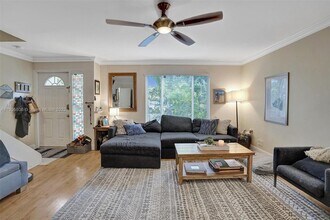 307 SW 11th Ct-Unit -1-2 in Fort Lauderdale, FL - Building Photo - Building Photo