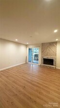 4948 Sardis Rd, Unit A in Charlotte, NC - Building Photo - Building Photo