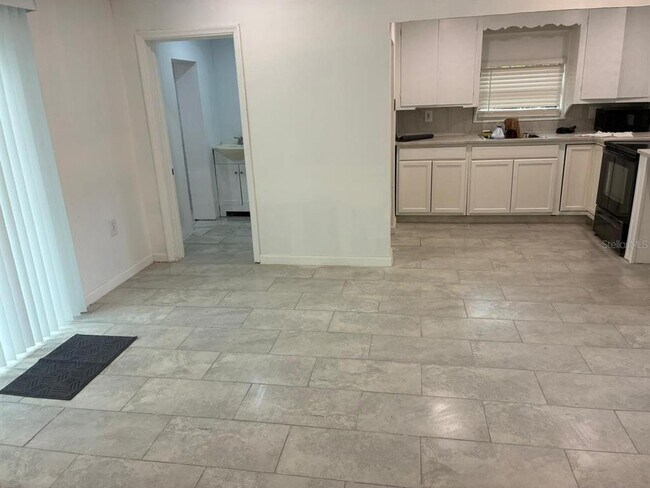 106 Penna Ave in Pomona Park, FL - Building Photo - Building Photo