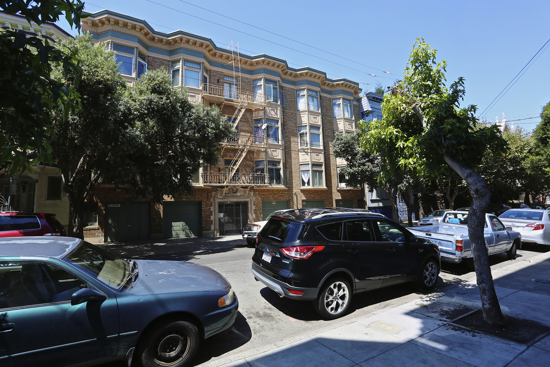 140 Julian Ave in San Francisco, CA - Building Photo