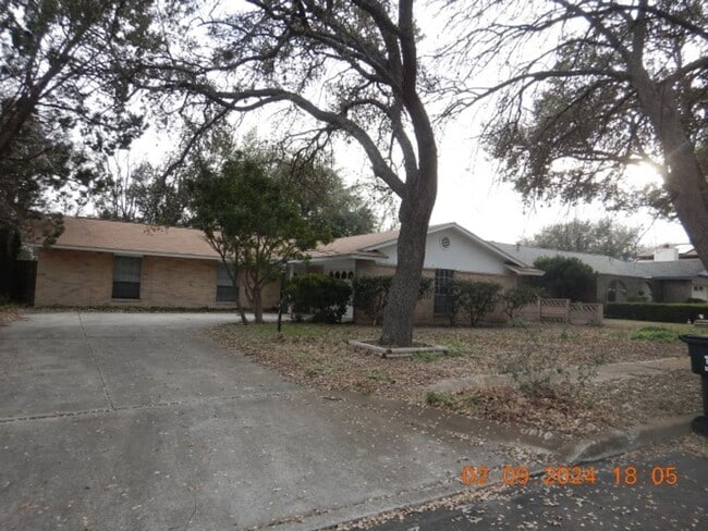 6818 Horwich in San Antonio, TX - Building Photo - Building Photo