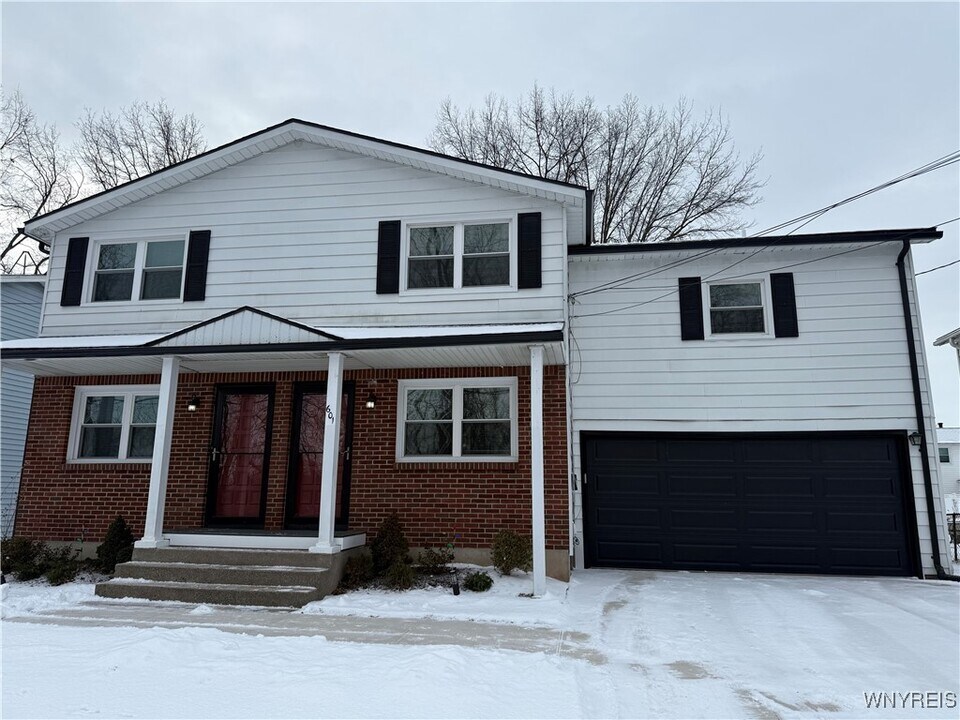 601 Euclid Ave in North Tonawanda, NY - Building Photo