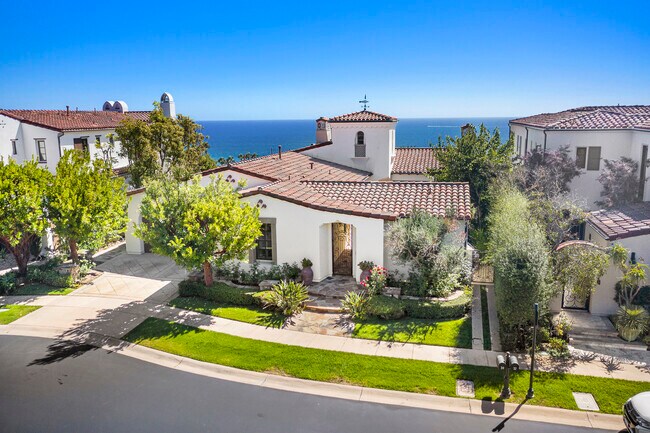 property at 34 Surfspray Bluff