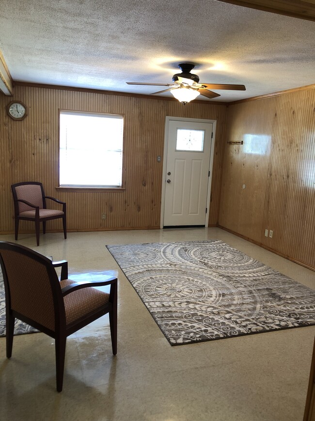 241 N Murphy Rd in Murphy, TX - Building Photo - Building Photo