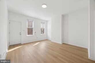 2307 Turner St in Philadelphia, PA - Building Photo - Building Photo