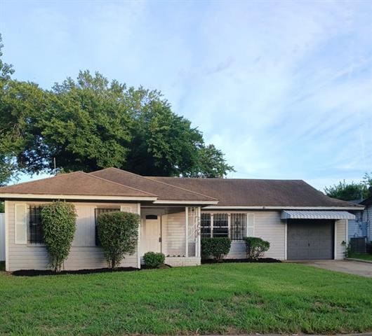 property at 2836 Modree Ave