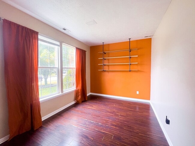 10640 Northern Dancer Dr in Indianapolis, IN - Building Photo - Building Photo