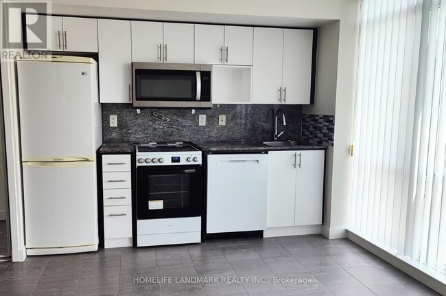 11-2911 Brunel Ct in Toronto, ON - Building Photo - Building Photo