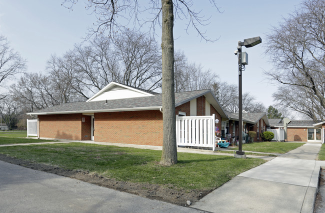 Glendale Terrace in Toledo, OH - Building Photo - Building Photo