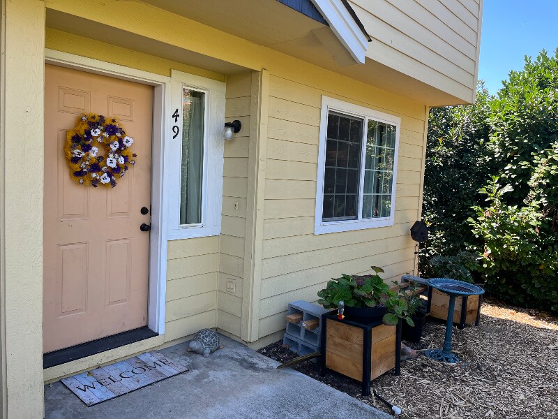 2030 Brookhurst St in Medford, OR - Building Photo