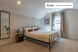 Room in Shared 5 bed/3 bath home in Boston, MA - Building Photo