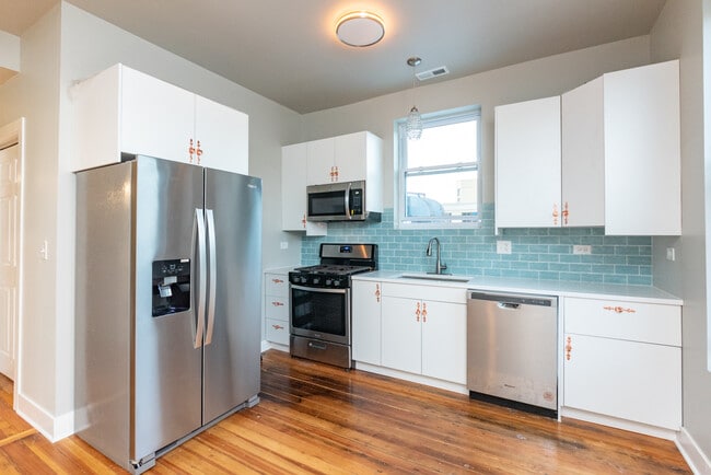 property at 3547 N Sheffield Ave