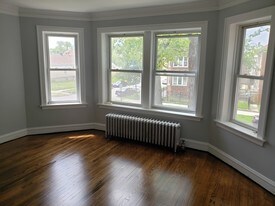 6757 S Artesian Ave, Unit 1 in Chicago, IL - Building Photo