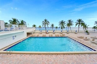 2201 S Ocean Dr, Unit 2202 in Hollywood, FL - Building Photo