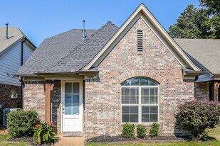 7400 Brentridge Dr in Cordova, TN - Building Photo