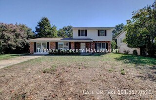 7 Fairbrook Dr in Little Rock, AR - Building Photo