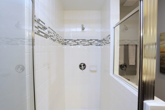 Channelside in Ft. Myers, FL - Building Photo - Interior Photo