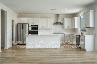 25386 Luna Peak Rd in Menifee, CA - Building Photo - Building Photo