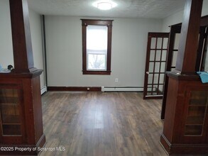 107 2nd St in Blakely, PA - Building Photo - Building Photo