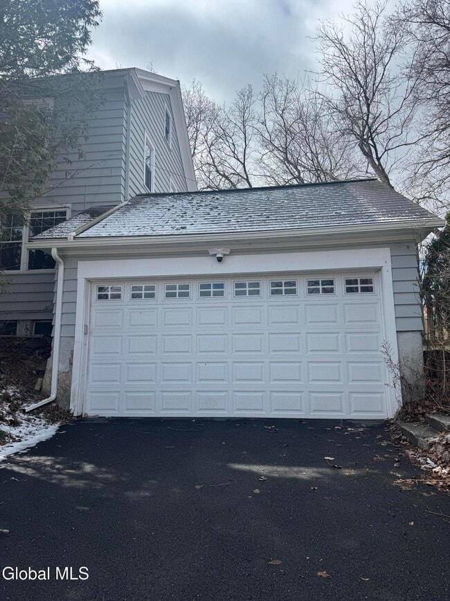 186 S Allen St in Albany, NY - Building Photo - Building Photo