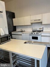 408 Vine St in Philadelphia, PA - Building Photo - Building Photo