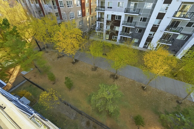 Park Ave - Westrich Group of Properties in Edmonton, AB - Building Photo - Building Photo