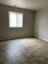 1317 W Michigan Ave in Battle Creek, MI - Building Photo - Building Photo