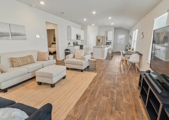 10518 Egremont in San Antonio, TX - Building Photo - Building Photo