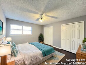 11843 Braesview in San Antonio, TX - Building Photo - Building Photo