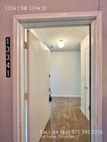 13341 SW 17th St in Beaverton, OR - Building Photo