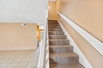 11685 Alief Clodine Rd in Houston, TX - Building Photo - Building Photo