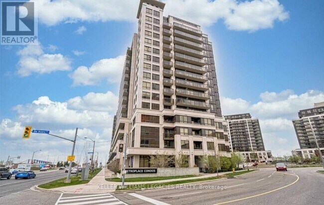 1-801 De Boers Dr in Toronto, ON - Building Photo - Building Photo