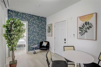 1553 SW 7th St in Miami, FL - Building Photo - Building Photo