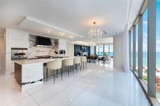 17975 Collins Ave, Unit N601 in Sunny Isles Beach, FL - Foto de edificio - Building Photo