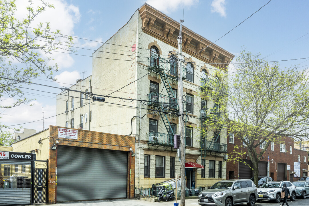 1012 39th St in Brooklyn, NY - Building Photo