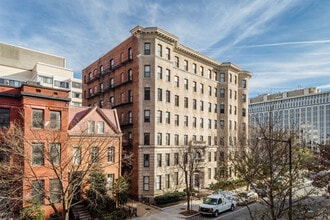 New Plaza in Washington, DC - Foto de edificio - Building Photo