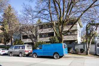 Prince Edward Place in Vancouver, BC - Building Photo - Building Photo