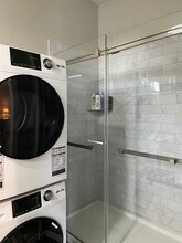 241 E 36th St, Unit Studio in Garden City, ID - Building Photo - Building Photo