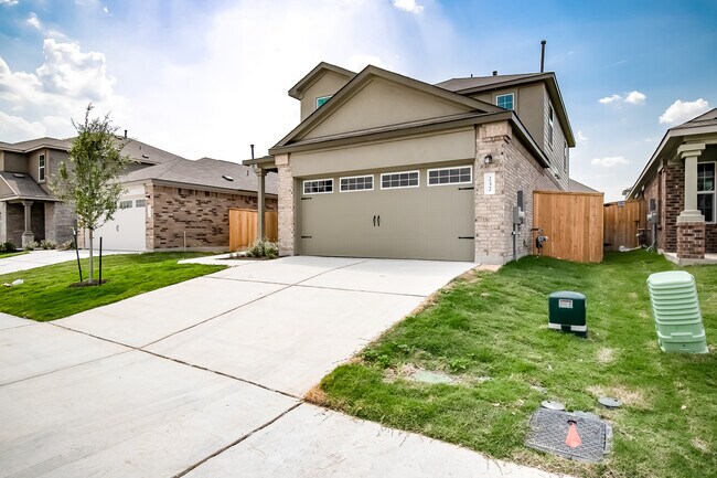 232 Canley Lp in Hutto, TX - Building Photo - Building Photo