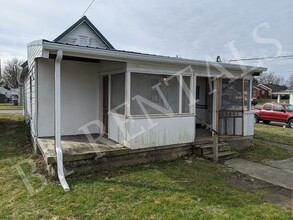 701 Centennial St in Seymour, IN - Building Photo - Building Photo