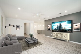 218 Ishmeal St in Houston, TX - Building Photo - Building Photo