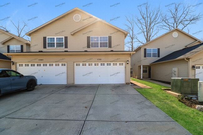 property at 5381 Lakewood Terrace