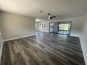 1503 Canal Ct in Tavares, FL - Building Photo - Building Photo