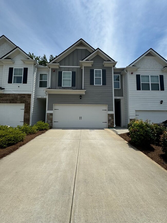 property at 212 Lower Pheasant Ln