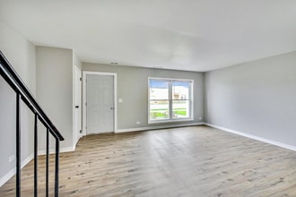 1503 McKool Ave in Streamwood, IL - Building Photo - Building Photo