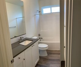 1550 NE Forest Park St in Estacada, OR - Building Photo - Building Photo